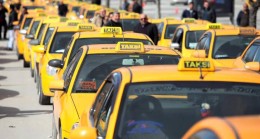 İstanbul’da taksici Fransız kadın turisti önce kaçırdı, sonra darbetti.